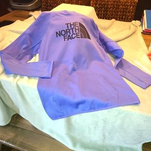 NWOT WOMENS NORTH FACE HOODIE